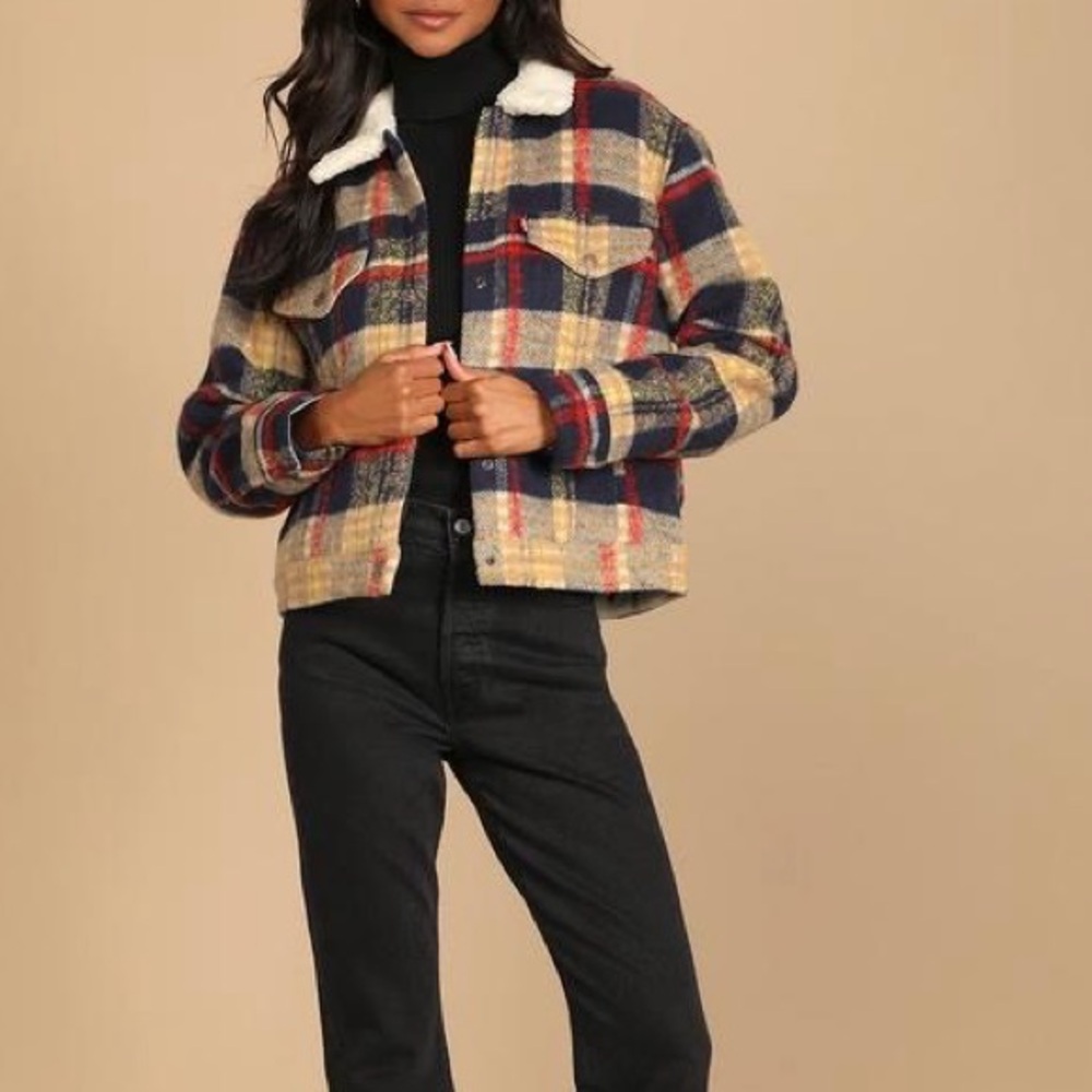 🚚Levi’s trucker jacket more than $50 off!!